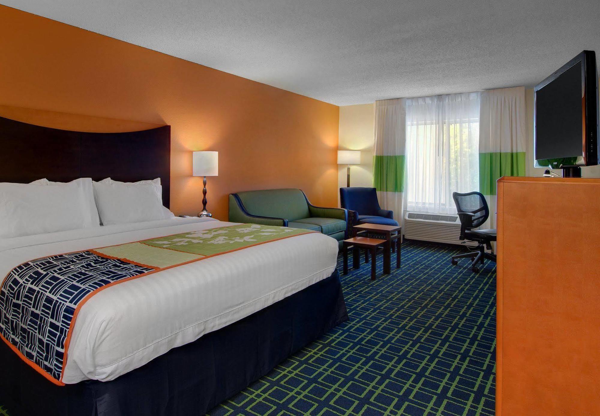 Fairfield Inn & Suites Denver Airport Номер фото